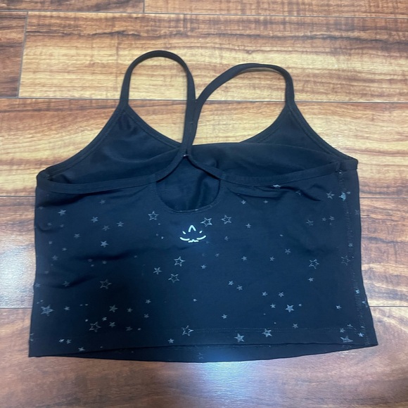 Beyond Yoga Tossed Star Racerback Cropped Tank - Picture 4 of 5